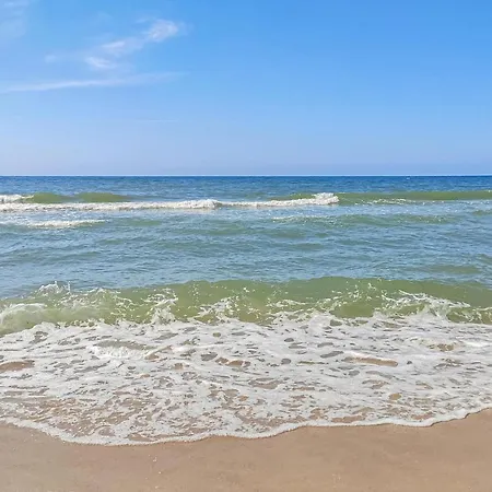 בית נופש Gorgeous In With Sauna *